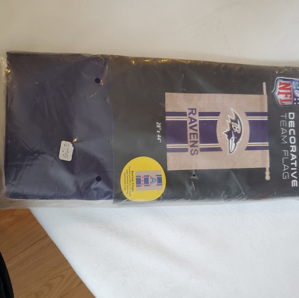 BALTIMORE Ravens Flag 28" x 44"